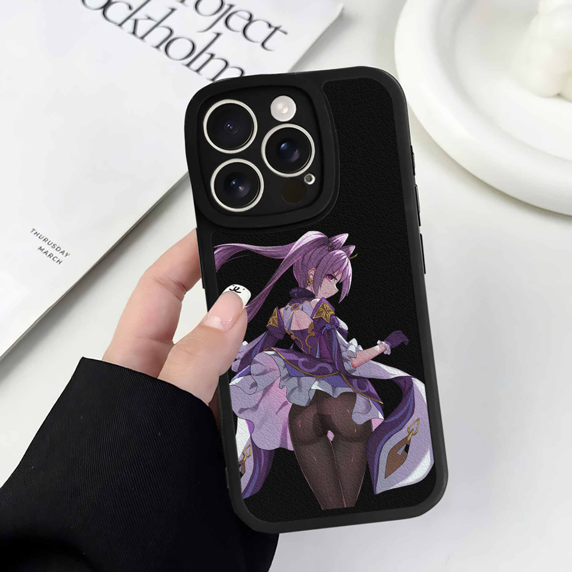 げんし神 刻晴 こくせい genshin Kokusei 【iPhone 16シリーズ対応】シリコンスマホケース（レザー調） 材質：シリコン